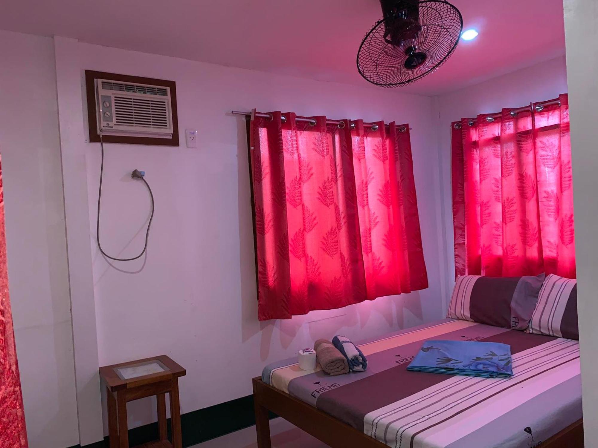 Divinagracia Cottages San Vicente  Bagian luar foto
